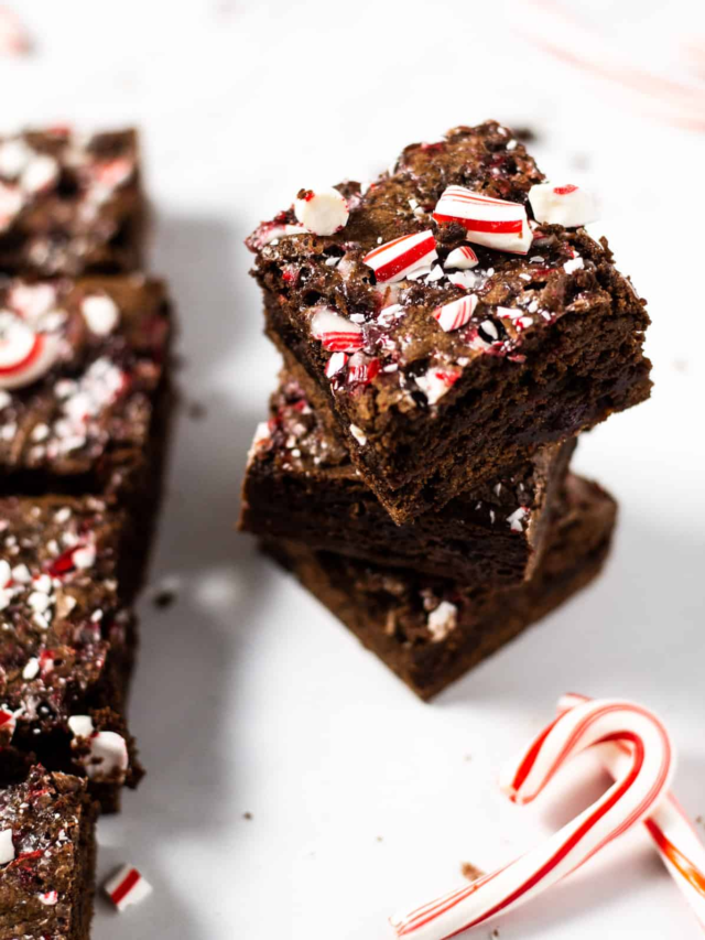 Creating 8 Irresistible Sweet Treats for Christmas