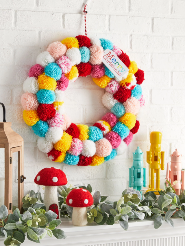 8 Creative Christmas Wreath Ideas